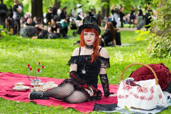 Guide To Alternative Festival Clothing